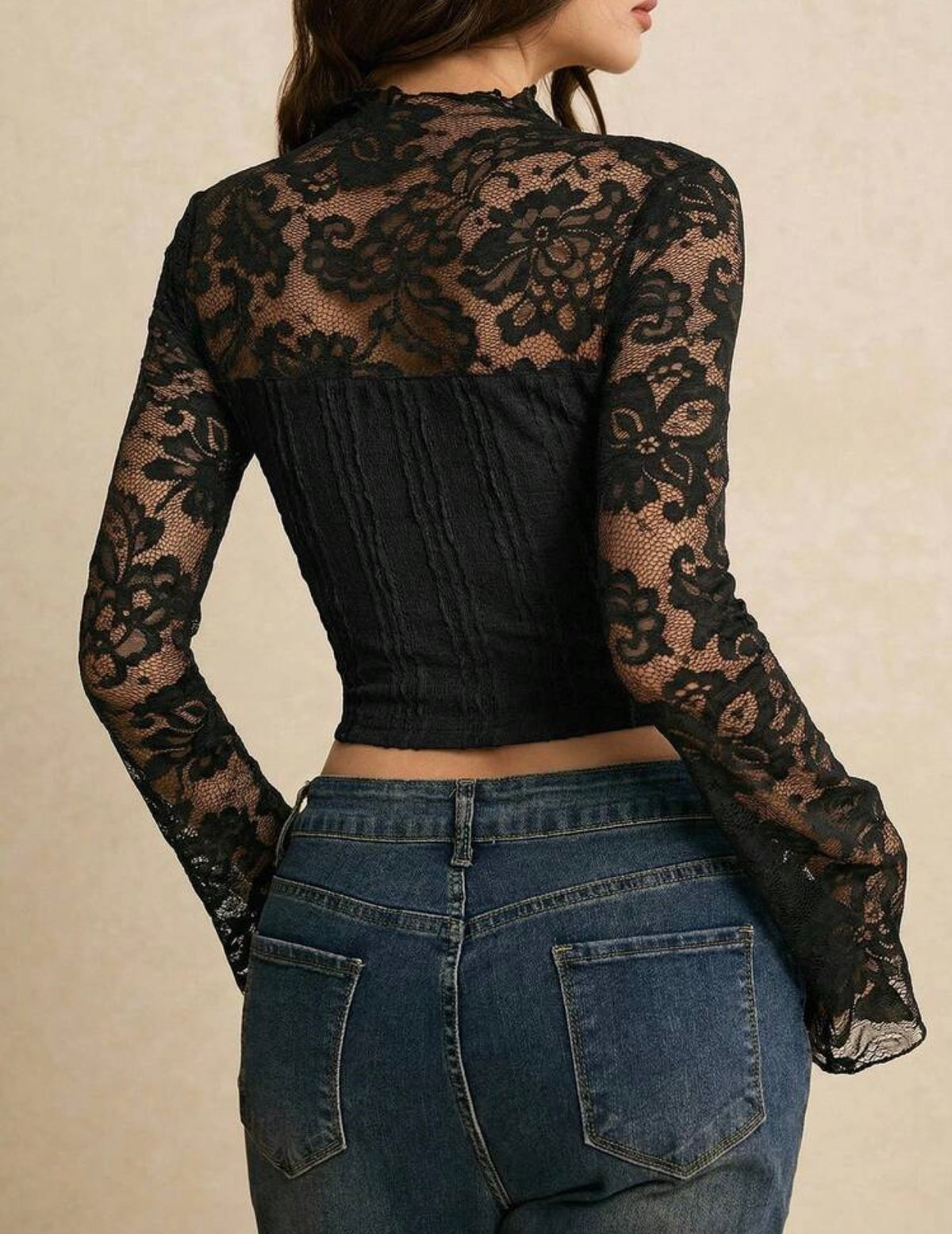 Blusa con encaje