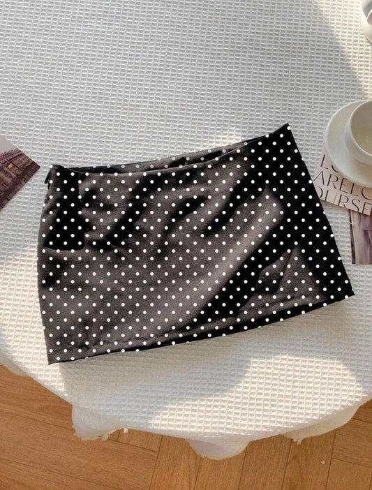 Falda polka dots negra