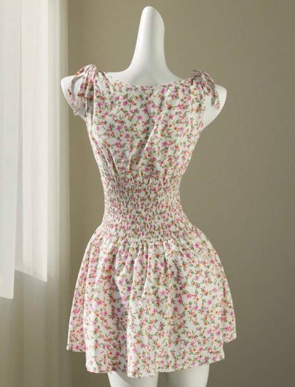 Vestido floral corrugado